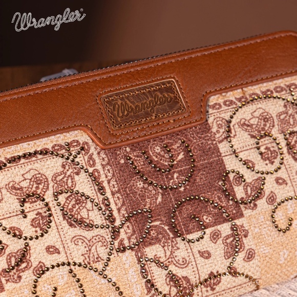 Wrangler Paisley Pattern Dual Sided Print Tote + Wallet Brown - Picture 7 of 8